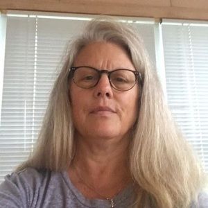 Meet your Posher, Lynn